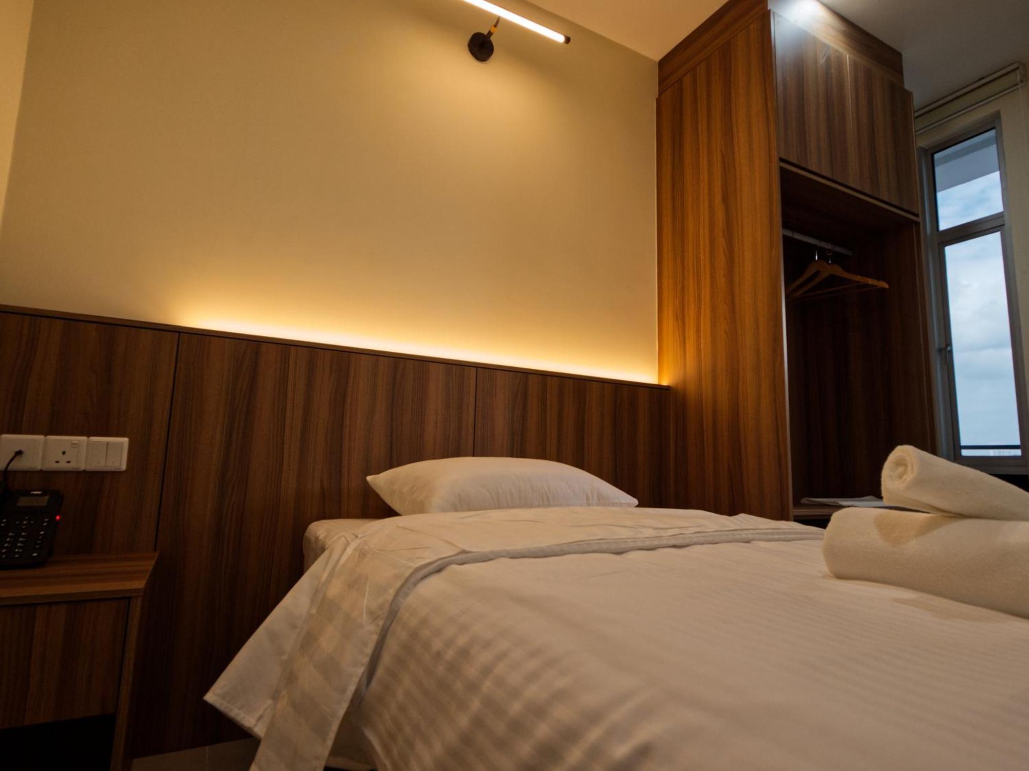 Weiss Hotels Kepong Baru Kampong Jawa Tengah Zimmer foto