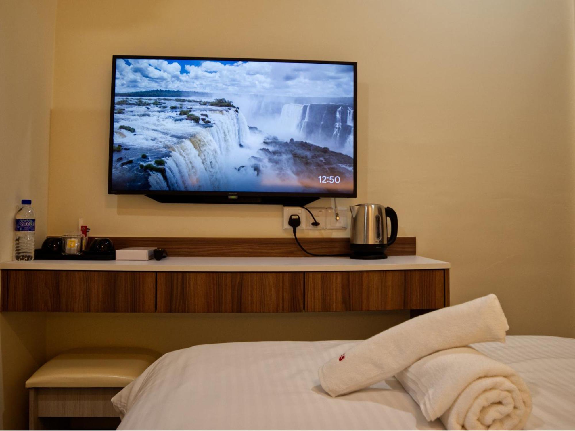 Weiss Hotels Kepong Baru Kampong Jawa Tengah Zimmer foto